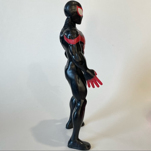 Spiderman 9.5 in Action Figure Marvel Hasbro Miles Morales 2019 Toy - Picture 3 of 11